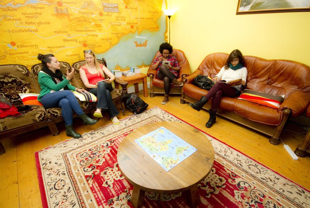 Cashel Holiday Hostel المظهر الخارجي الصورة